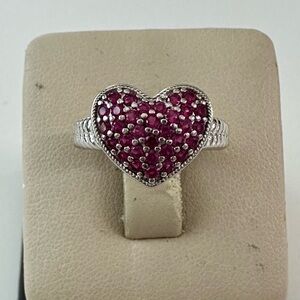 Super cute Pink Sapphire sterling silver Ring
